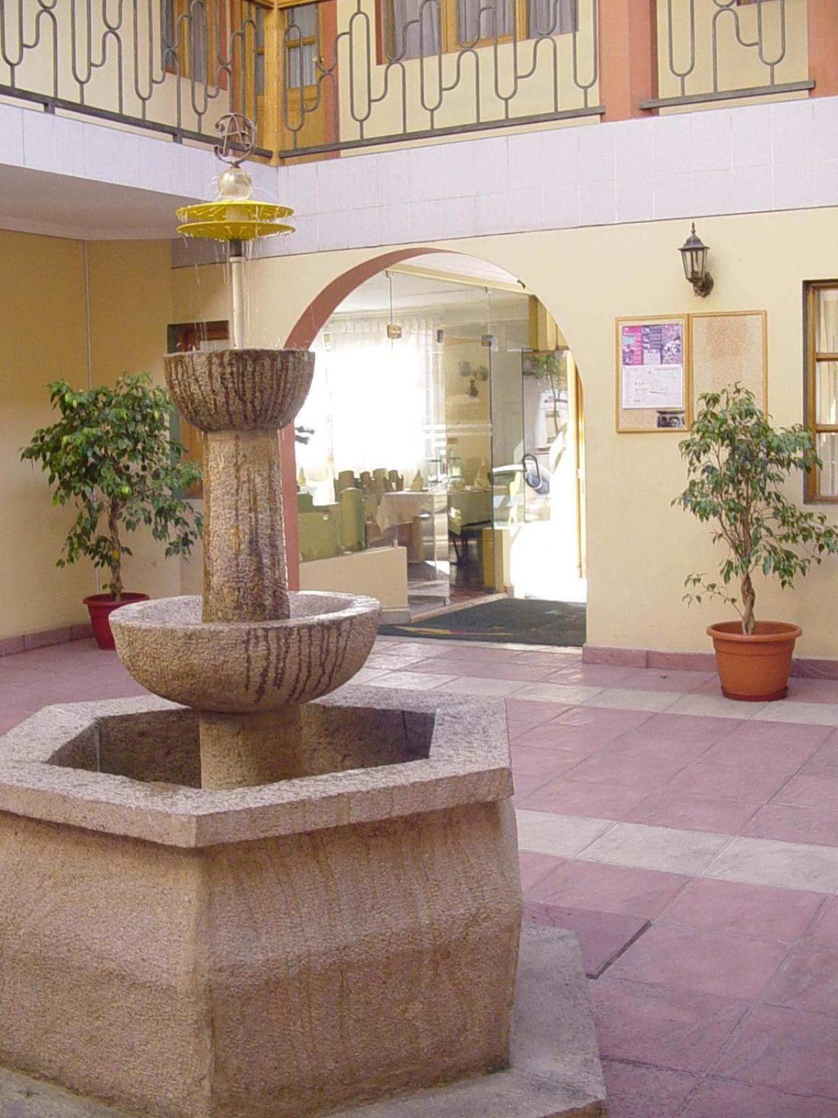 Hotel Cima Argentum Potosí Екстериор снимка